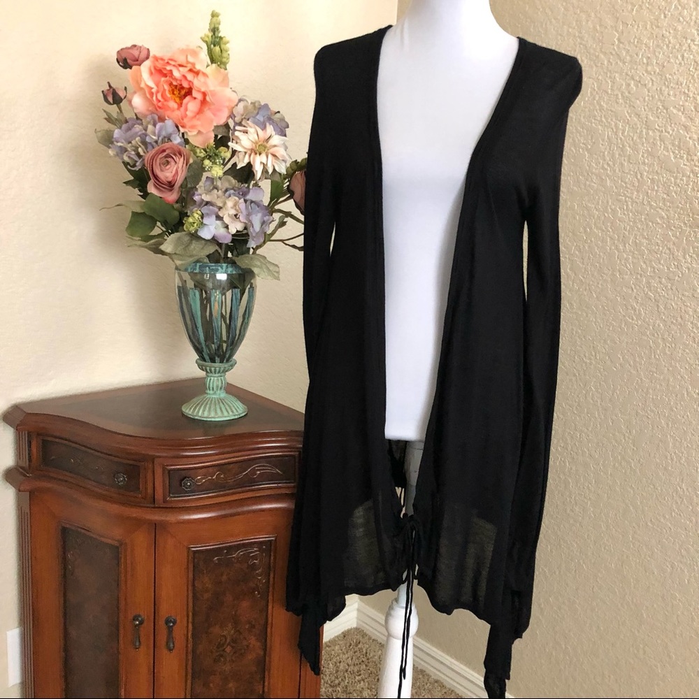 LaCite Lightweight Shark Bite Cardigan Sweater